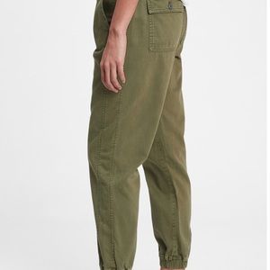 NWT GAP Ribbed Pull-On Joggers with Washwell™